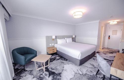 Fairy Meadow Hotel | Comfort Inn Towradgi Beach