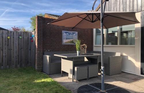 Warmenhuizen House | Comfortabel 6-persoons huisje nabij strand, bos, duinen en stad