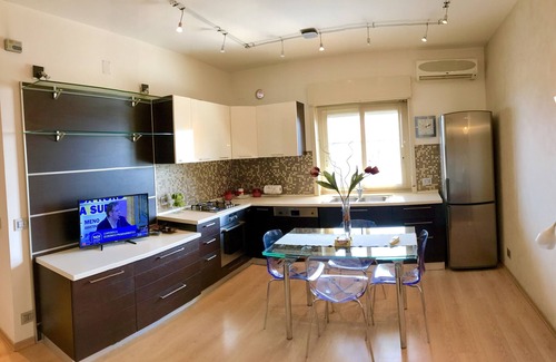 Aci Trezza House | Comfortable and modern two-roomed apartment with every comfort 5 min walk to the sea