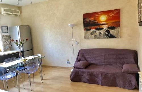 Aci Trezza House | Comfortable and modern two-roomed apartment with every comfort 5 min walk to the sea