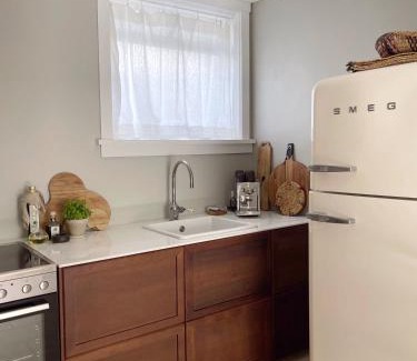 Downtown Apartment | Comfortable and stylish apartment in quiet area downtown