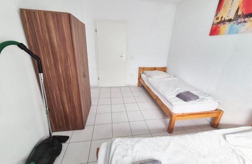 Gremberghoven Apartment | Comfortable Apartment in Köln