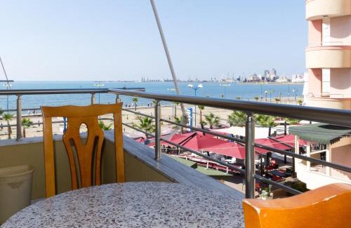 Durres Apartment | Comfortable apartment next to the beach