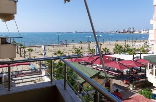 Durres Apartment | Comfortable apartment next to the beach