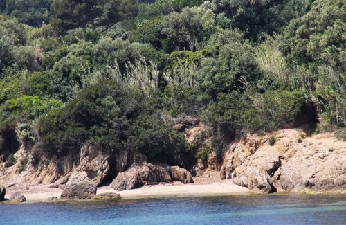 Giens Apartment | comfortable sea view apartment on the Giens peninsula facing porquerolles Hyères