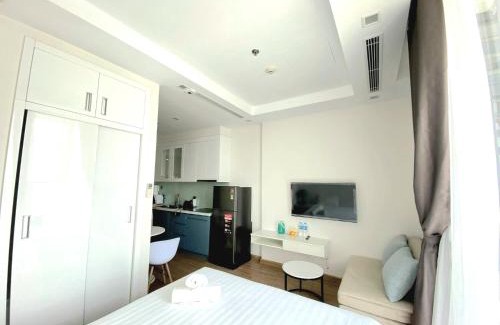 Tu Liem Apartment | Comfortable Spacious Studio Near Grand Plaza, Dcapital and Marriot Hotel