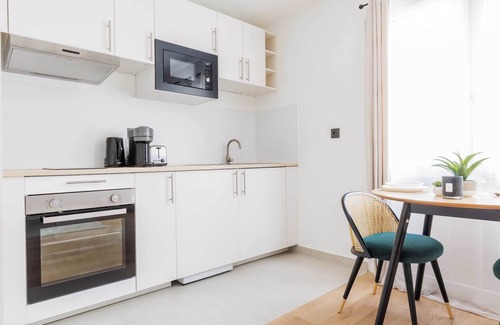 Puteaux Apartment | Comfortable Studio for 2 people - Puteaux