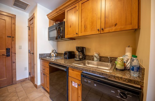 Crested Butte Apartment | Comfortable Studio Efficiency Unit With Balcony Over Mountaineer Square Condo - No Cleaning Fee! by RedAwning
