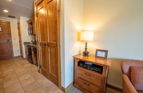 Crested Butte Apartment | Comfortable Studio Efficiency Unit With Balcony Over Mountaineer Square Condo - No Cleaning Fee! by RedAwning