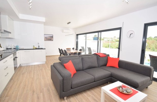 Coto Villa | Comfortable villa in Coto with swimming pool