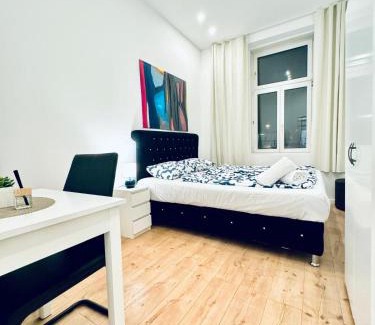 Liesing Apartment | Comfy 5BR shared Apartment Near Kaufpark Alterlaa