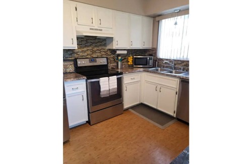 Sand Lake Apartment | Comfy Classy Alaskan Suite, W/Free Parking!