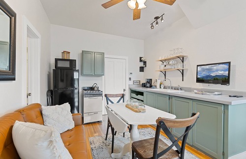 Downtown Flagstaff Apartment | Comfy King Bed Retreat, Downtown, 2 BRMs, AC!