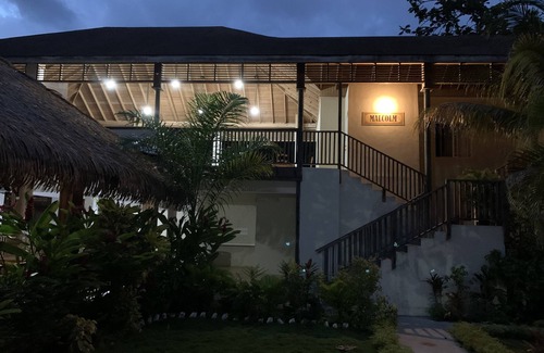 Negril Villa | Comfy Stay In Jamaica -enjoy 7 Miles Of White Sand Beach! 2 Bedroom Villa by RedAwning