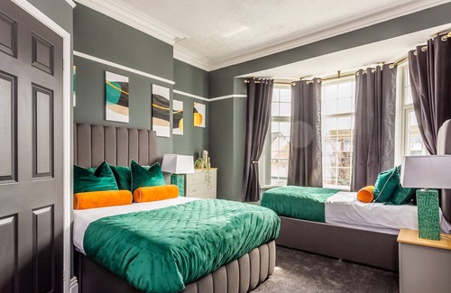 South Shields House | Comfy-stays - Lower Ocean Road