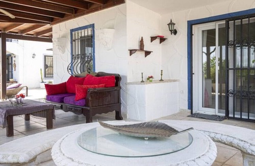 Bogazici House | Comfy Triplex near Beach with Garden in Bodrum
