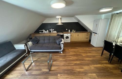 Walpole Apartment | Comfy Two bedroom in Ealing