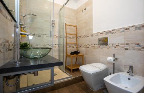 Vatican House | Comfy Vatican Suite