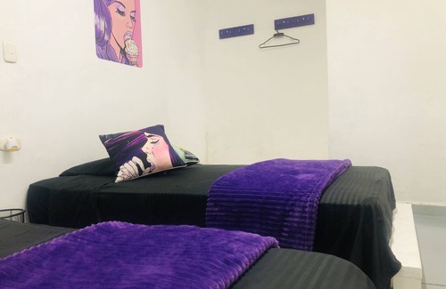 Laureles House | Como estar en casa pero con el servicio de un hotel
