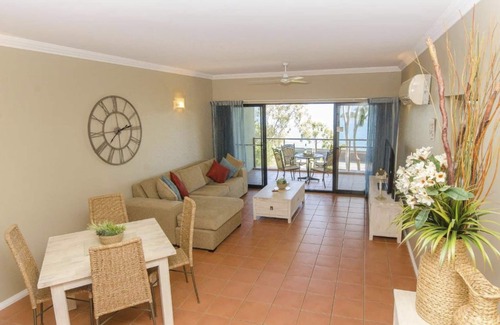Hamilton Island Apartment | Compass Point