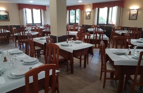 Fonsagrada House | Complejo O Piñeiral A Fonsagrada