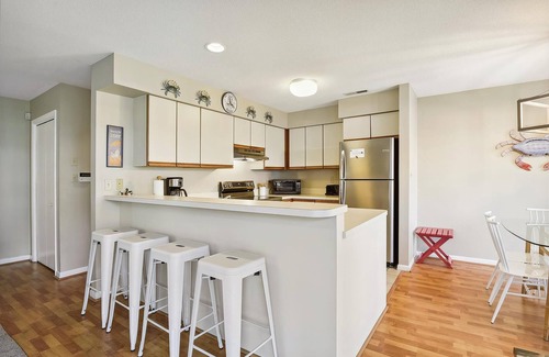 Fenwick Island Condo | Complimentary activities, a $300 WEEKLY value! This 3 bedroom, 2 bathroom ground level unit is steps from the pool and tennis court.