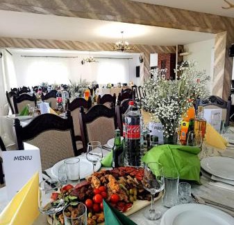 Ocna Sugatag House | Conacul Lupilor