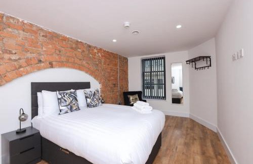 RopeWalks Apartment | Concert Square Apartments By Happy Days