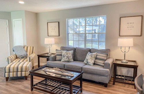 Dauphin Island Condo | Condo ∙ 2 bedrooms ∙ 6 guests