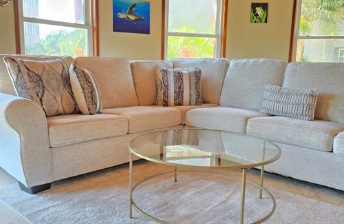 San Pedro Condo | Condo ∙ 3 bedrooms ∙ 6 guests