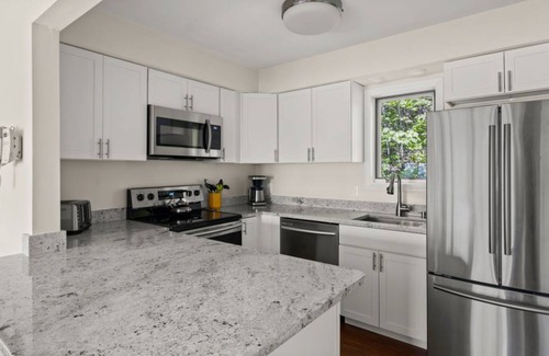 Warren Condo | Condo ∙ 3 bedrooms ∙ 8 guests