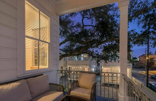 Faubourg Lafayette Condo | Condo ∙ 3 bedrooms ∙ 6 guests
