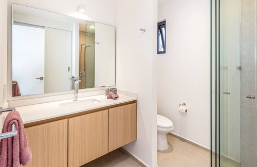 Flamingos Condo | Condo Aria Ocean 1012 by Kivoya