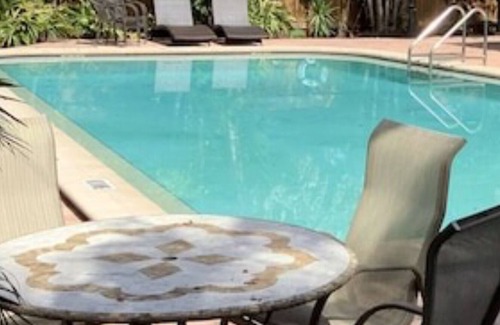 Downtown Dunedin Condo | Condo in the heart of Downtown Dunedin