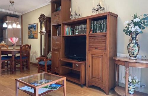 Old Town Apartment | Confort en casco antiguo, luminoso, wifi