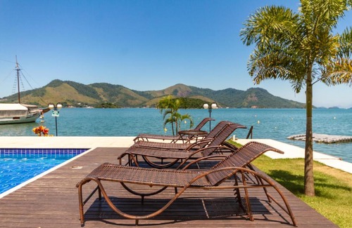 Caieira Apartment | Conforto à beira mar! Apartamento com vista para o mar.