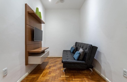 Copacabana Apartment | Conforto em Copacabana - Para 2 pessoas - NSC1212 Z4