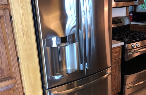 Conneaut Lake House | Conneaut Lake, PA 5 Bedroom Lakefront Home with 100' of Frontage and Dock