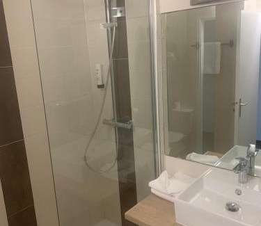Toulouse North Hotel | Contact Hôtel des États-Unis