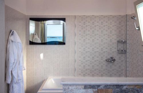 Naousa Hotel | Contaratos Beach Hotel