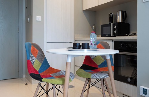 Downtown Dubai Apartment | Contemporary -1BR Zada Towers