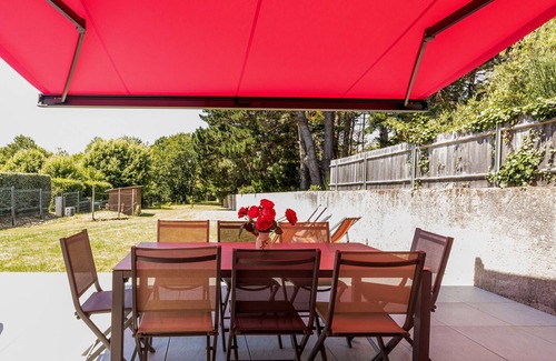 La Turballe Cottage | Contemporary House, Quiet Cul-De-Sac, Near Beach, Terrace, Garden, Parking, Wi-Fi, Bikes Included