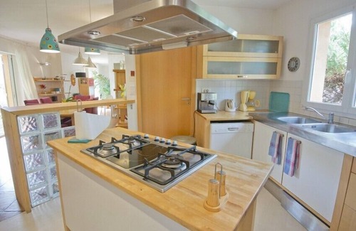 Autignac Villa | Contemporary Villa, Superb View, Landscaped Garden With Pool, Spa