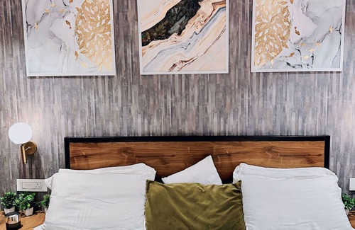 Mahabaleshwar Hotel | CooCasa