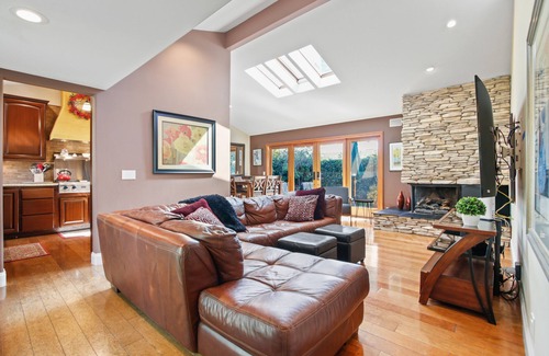 Laguna Niguel House | Cool and Sophisticated, Single Level Home! With Pool!