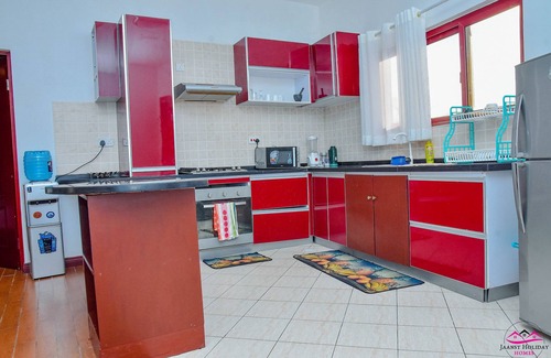 Bamburi Apartment | Cool Breeze Beachfront Apartments