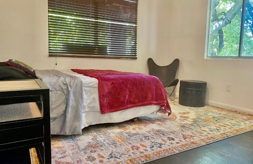 Little Haiti House | Cool & Cozy Homestay
