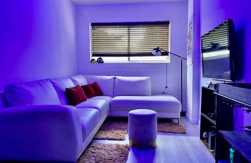 Little Haiti House | Cool & Cozy Homestay