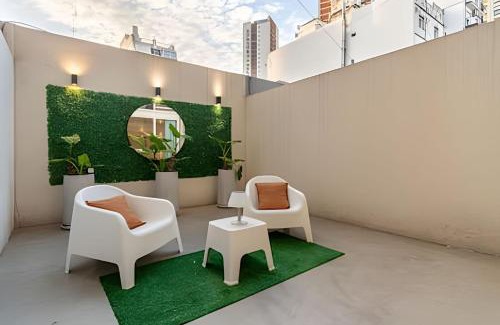 Palermo Apartment | Cool Duplex en Palermo Chico con Patio Privado!