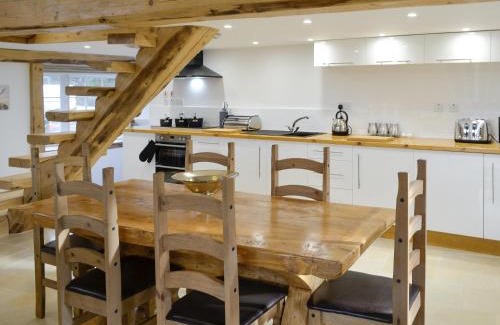 Brayford House | Coombe View